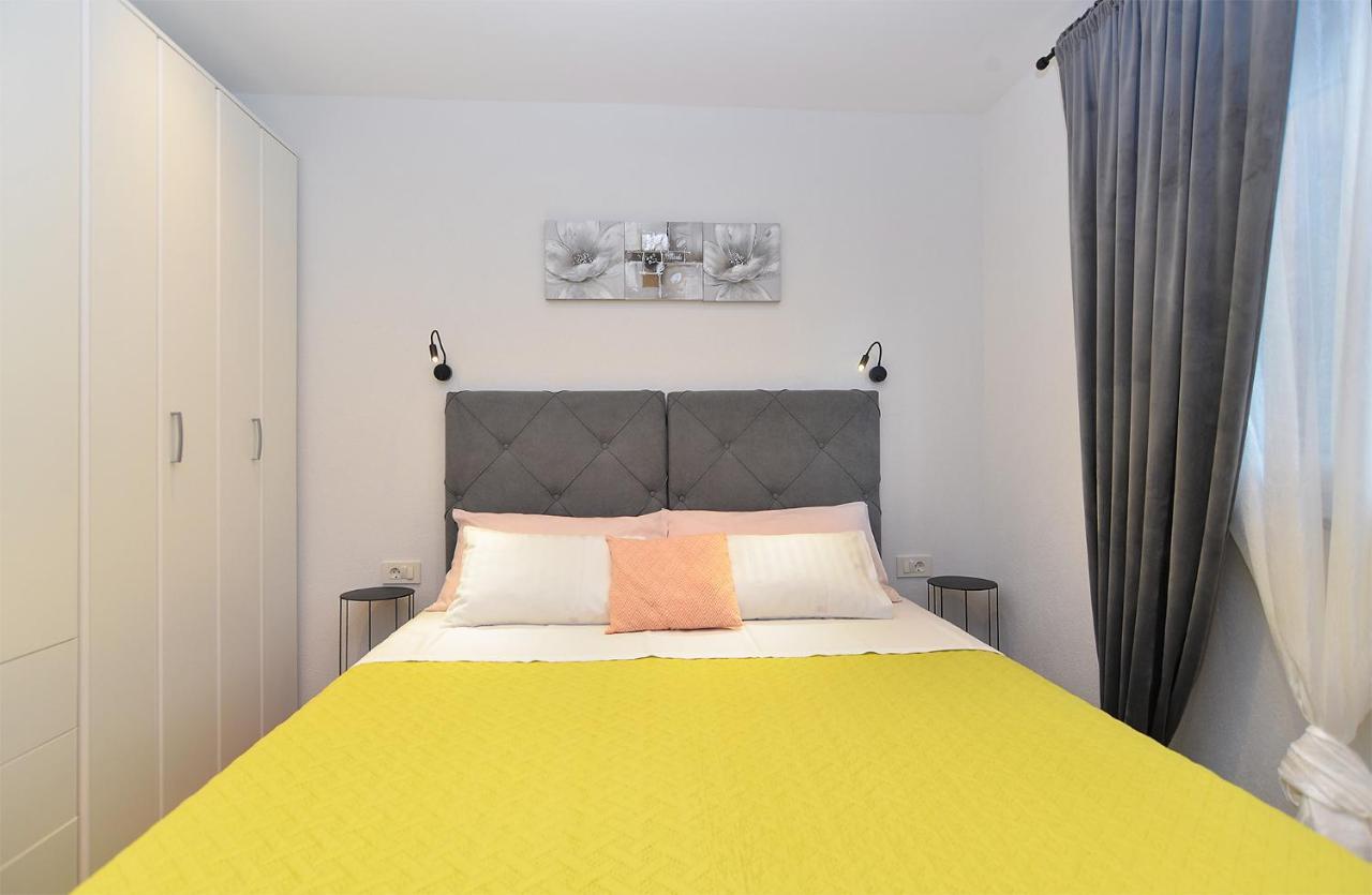 Apartment Snjezana 1064 Rovinj Exterior foto