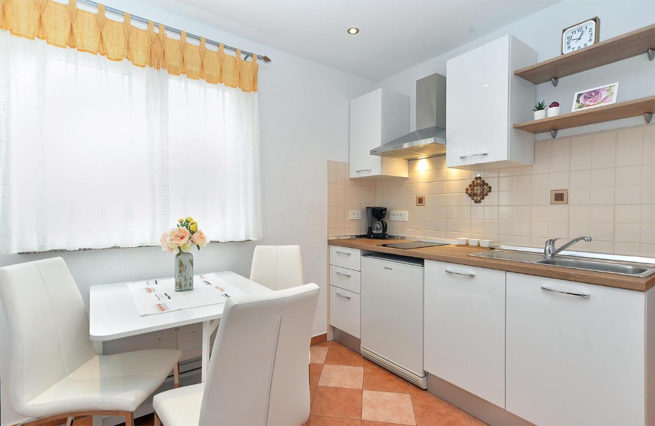 Apartment Snjezana 1064 Rovinj Exterior foto